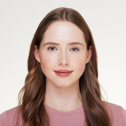 صورة ايسنس هيدرا ماتي احمر شفاه مطفي 403 / 3.5غ