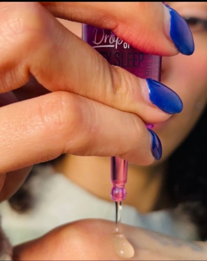 صورة ايسنس سيروم الوجه سليب بيوتى