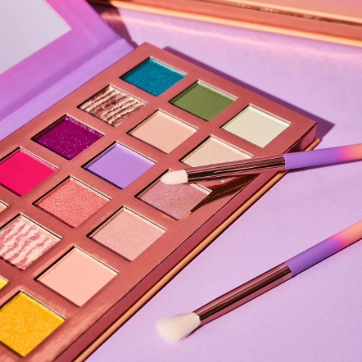 صورة ايسنس مجموعة ظلال العيون 