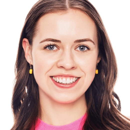 صورة ايسنس كاموفلاج+ كونسيلر مطفي 23 رملي دافئ 5 مل