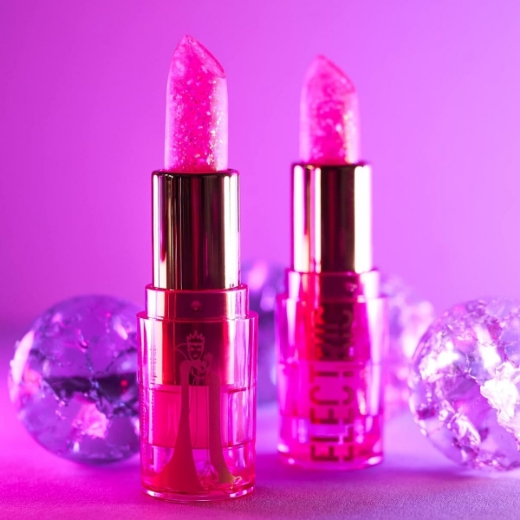 صورة ايسنس ديزني ليب ستيك حمره