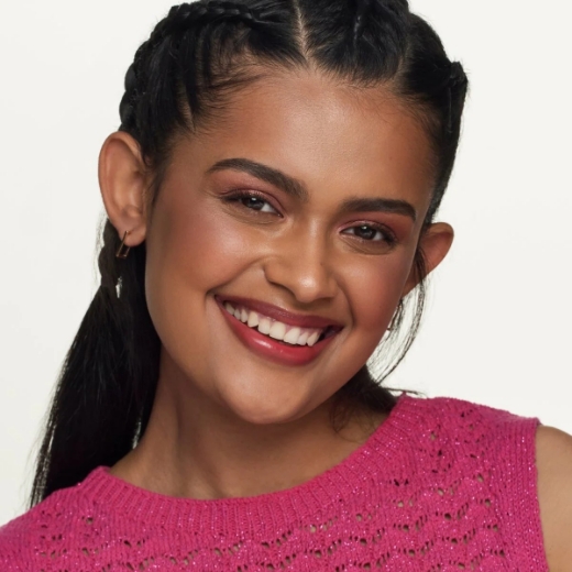 صورة ايسنس باليت احمر خدود وهايلايتر بيتشي بلوسوم 5 لون