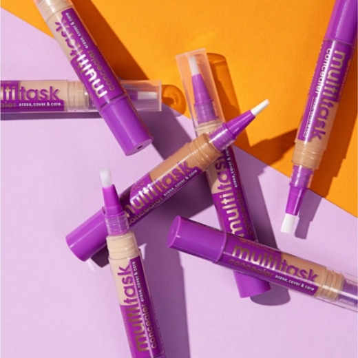 صورة ايسنس خافي عيوب سائل متعدد المهام 20