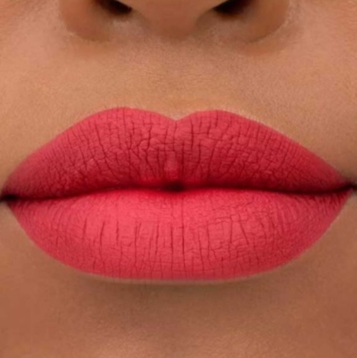 صورة ايسنس أحمر الشفاه السائل غير لامع 8ساعات يدوم 07