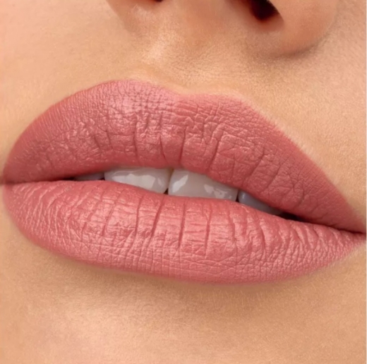 صورة ايسنس هيدرا ماتي احمر شفاه مطفي 411