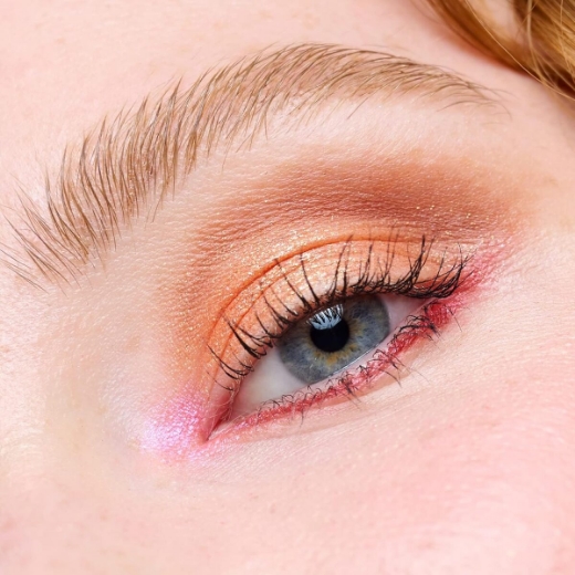 صورة ايسنس مجموعة ظلال العيون ديزني إيفل كوين، 14 لونًا