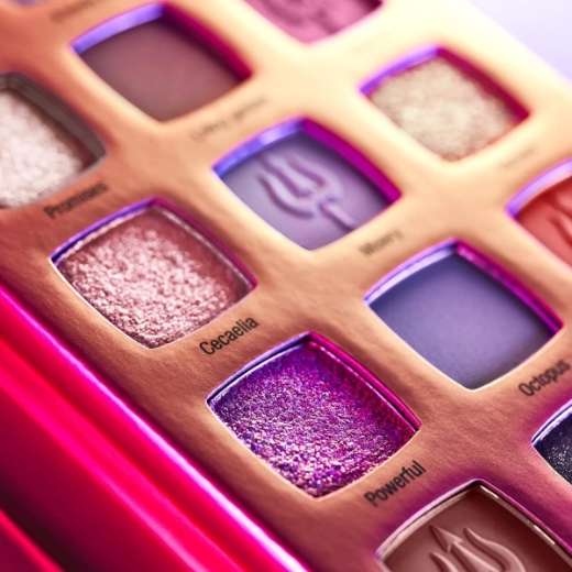 صورة ايسنس باليت ديزني ظلال عيون اورسولا من ديزني فيلينز 02