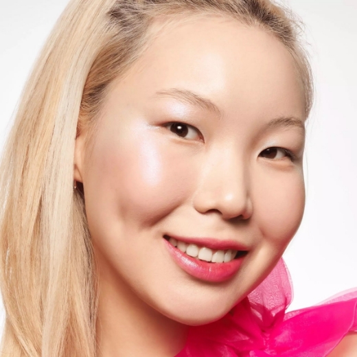 صورة ايسنس كريم أساس آي لوف فلوليس سكين 30