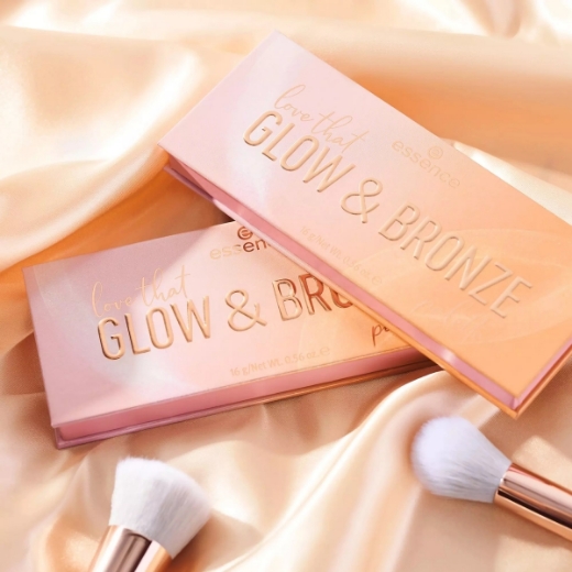 صورة ايسنس باليت هايلايتر لوف ذات غلو اند برونز