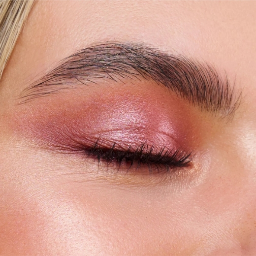 صورة ايسنس لوحة ظلال عيون بلومينج وينجز