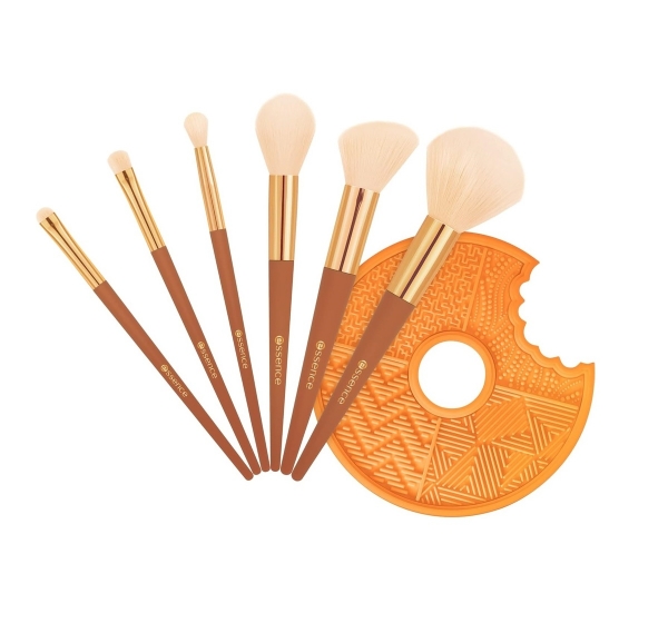 الصورة: ايسنس مجموعة فرشاة تنظيف برائحة كوكيز سانتا  رقم 01 (7 قطع)