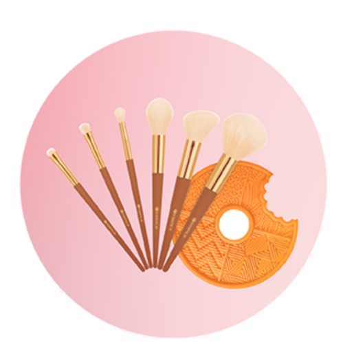 صورة ايسنس مجموعة فرشاة تنظيف برائحة كوكيز سانتا  رقم 01 (7 قطع)