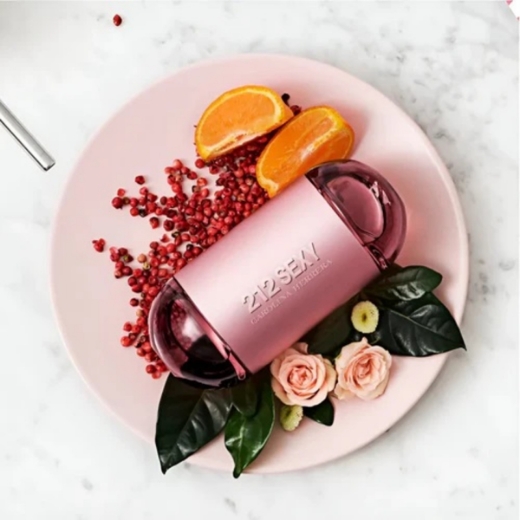 صورة كارولينا هريرا سكسي 212 بارفيوم 100مل نسائي