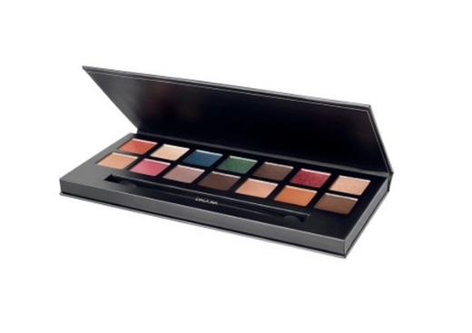 صورة ازادورا لوحة ظلال العيون لون بيرست