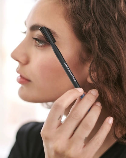 صورة ازادورا مشط الرموش والحواجب