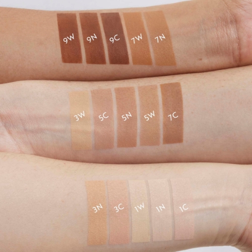 صورة ازادورا كريم اساس نو كومميس غير لامع 5 سي