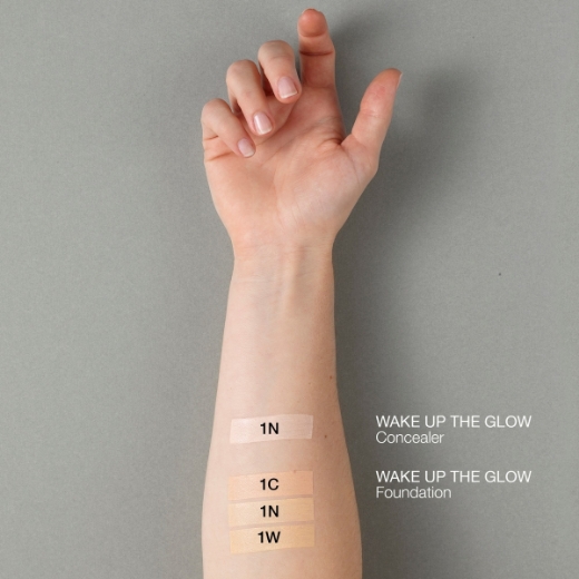 صورة  1 N ازادورا كريم اساس ذا جلو