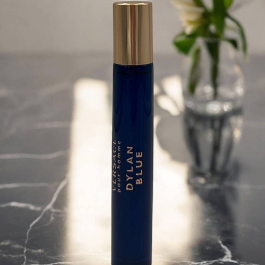 صورة فرساتشي دايلن بلو طقم رجالي