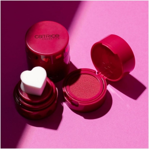 صورة كاتريس هارت أفير أحمر الخدود ستامب 02