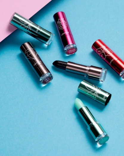 صورة كاتريس مرطب شفاه دارك روبي جلو 010