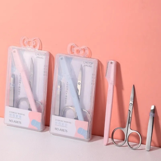 صورة مجموعة تشذيب الحواجب