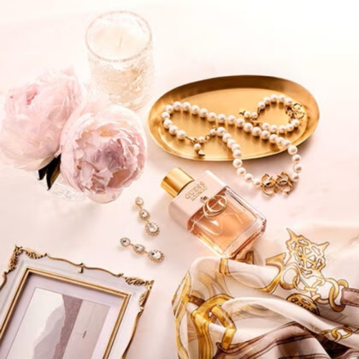 صورة جيس ايكونيك طقم نسائي