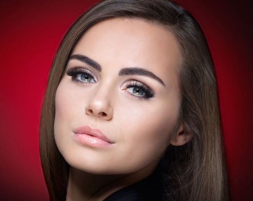 صورة ازادورا ماسكارا ا كتيف أول داي وير ا سود عميق 20