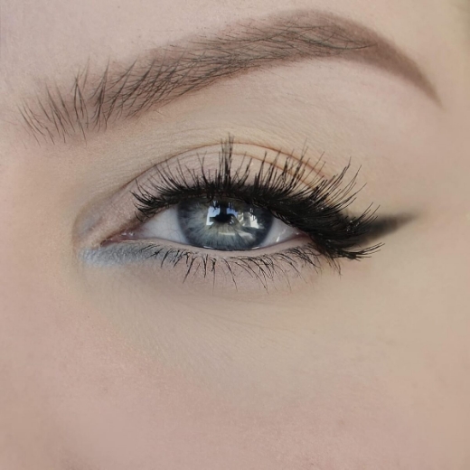 صورة ازادورا قلم تحديد العيون المقاوم للماء أسود 60