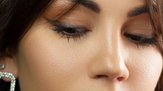 صورة ازادورا هايلايتر ستيك مع فرشاة 23