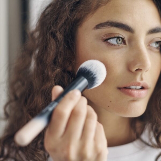 صورة ازادورا فرشاة المكياج للوجه 21