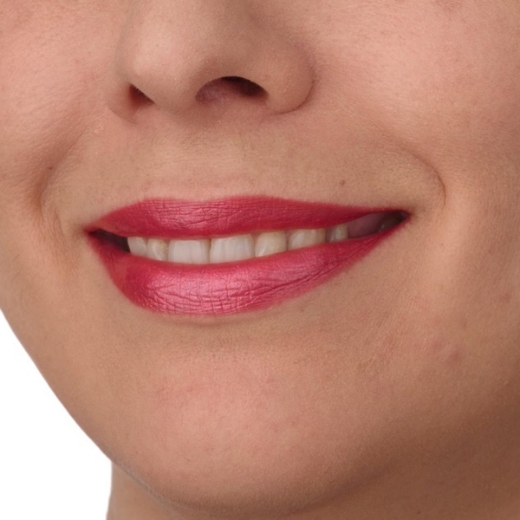 صورة ازادورا أحمر شفاه بيرفكت مويستشر 78