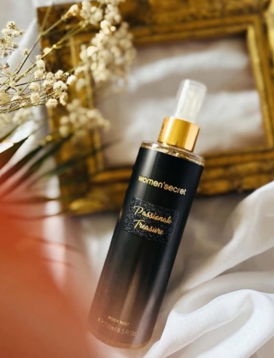صورة وومن سيكريت باشونيت تريسري بدي سبريه 250مل نسائي