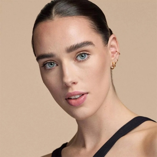 صورة كاتريس كريم أساس بودره غير لامع 010