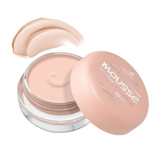 صورة ايسنس  كريم أساس ماوس ناعم الملمس