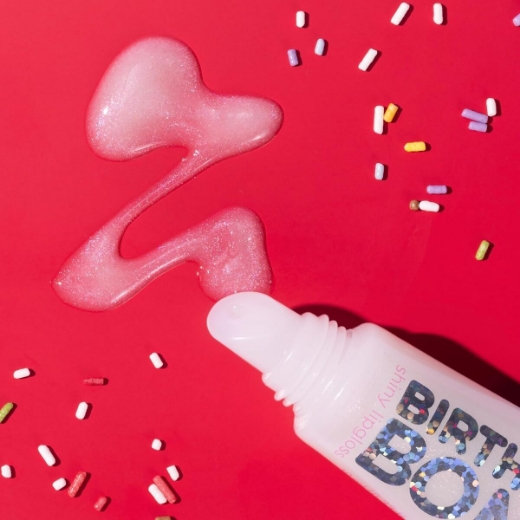 صورة ايسنس ملمع شفاه لامع  01