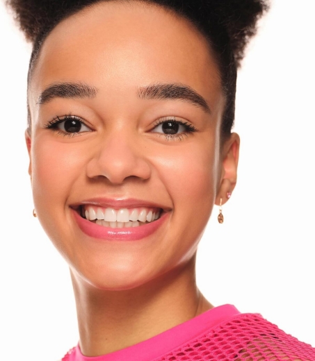 صورة ايسنس ملمع شفاه لامع  01