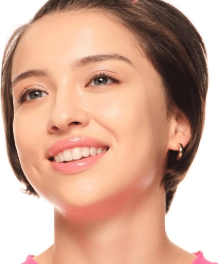 صورة ايسنس أحمر شفاه لامع 02