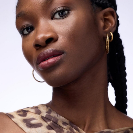 صورة كاتريس أحمر شفاه مطفي مع قلم تحديد شفاه ليب أرتيست 040