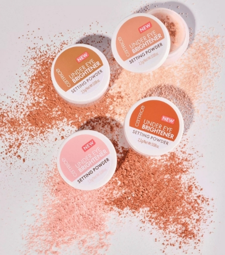 صورة كاتريس بودرة تثبيت لتفتيح منطقة تحت العين