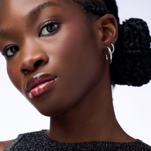 صورة كاتريس زيت الشفاه الملون اللامع 070