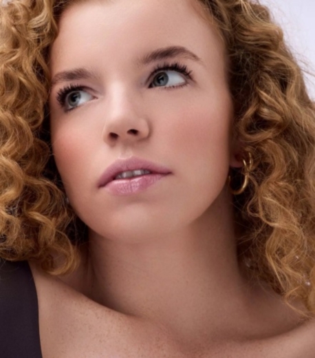 صورة كاتريس ملمع شفاه ميلت آند بلامب 010