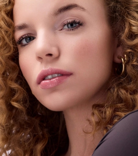 صورة كاتريس ملت آند بلوم لتكبير الشفاه 020