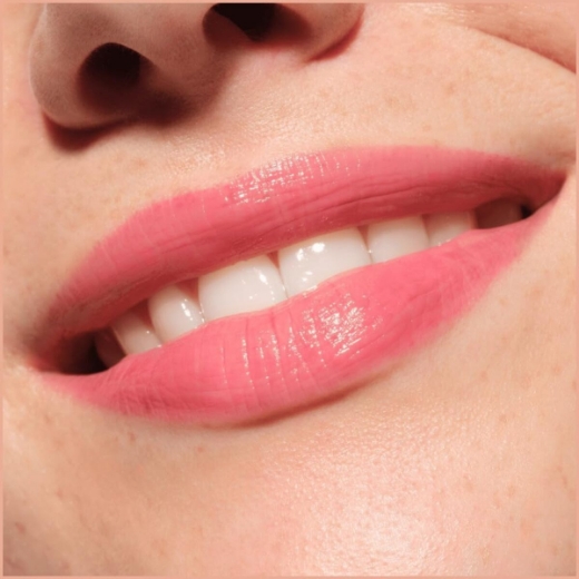 صورة كاتريس ملت آند بلوم لتكبير الشفاه 040