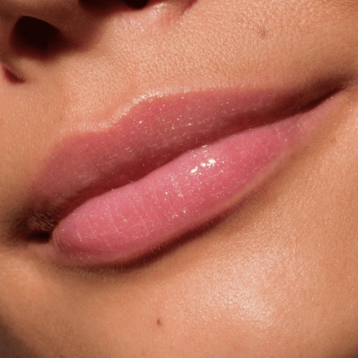 صورة كاتريس ماكس إت أب معزز الشفاه إكستريم 070