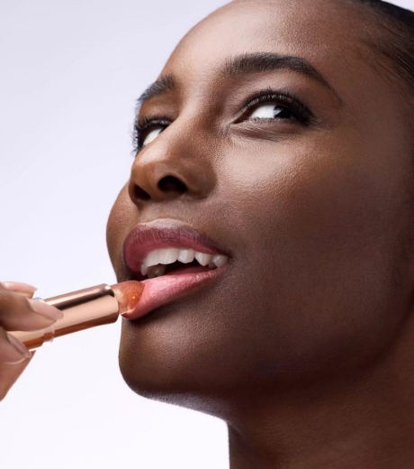 صورة كاتريس مرطب شفاه جلام إن جولد 010