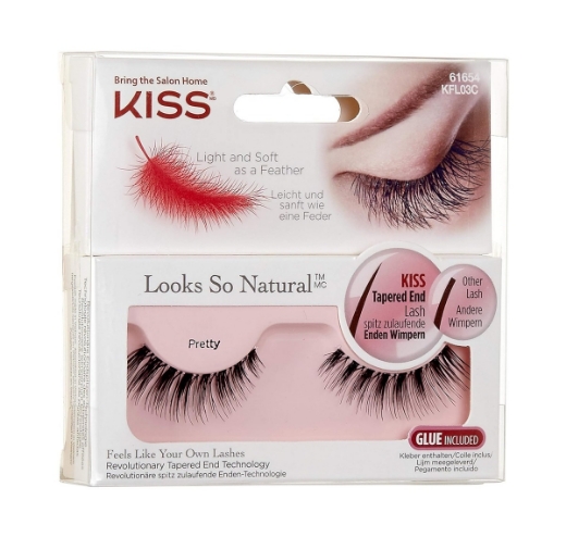 صورة كيس رموش تبدو طبيعية وجميلة