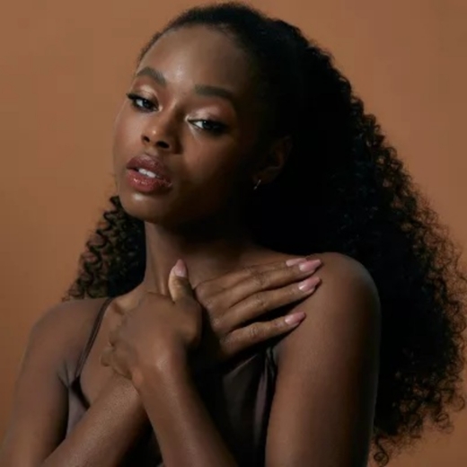 صورة كيس اظافر طبيعيه