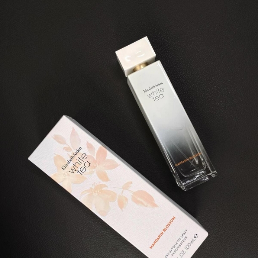 صورة اليزبث اردن وايت تي مندرين بلوززوم عطر 100مل نسائي