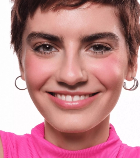 صورة ايسينس أحمر الخدود سوفت تاتش بونسي 10