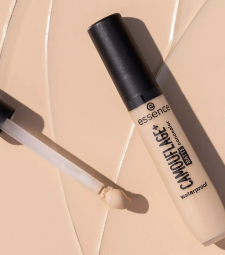 صورة ايسينس خافي عيوب غير لامع كاموفلاج 100